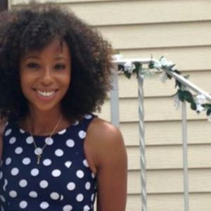 Meet your Posher, Venessa